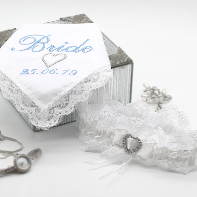 Personalised Brides Hanky and Garter Bridal White Lace Handkerchief Garter Set